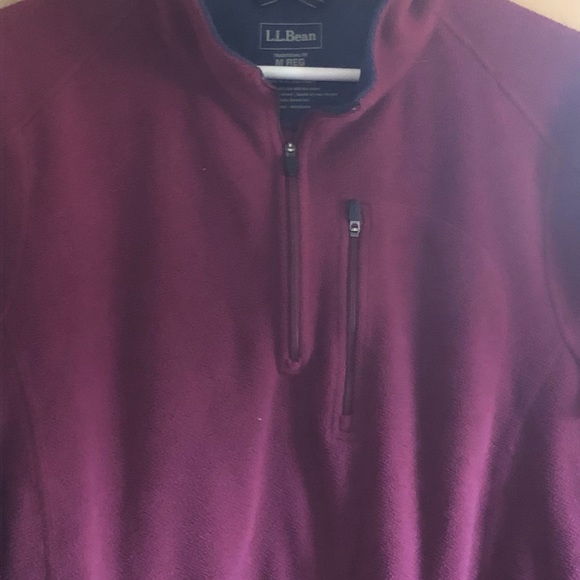 Men’s LL Bean fleece pullover. - Picture 2 of 4